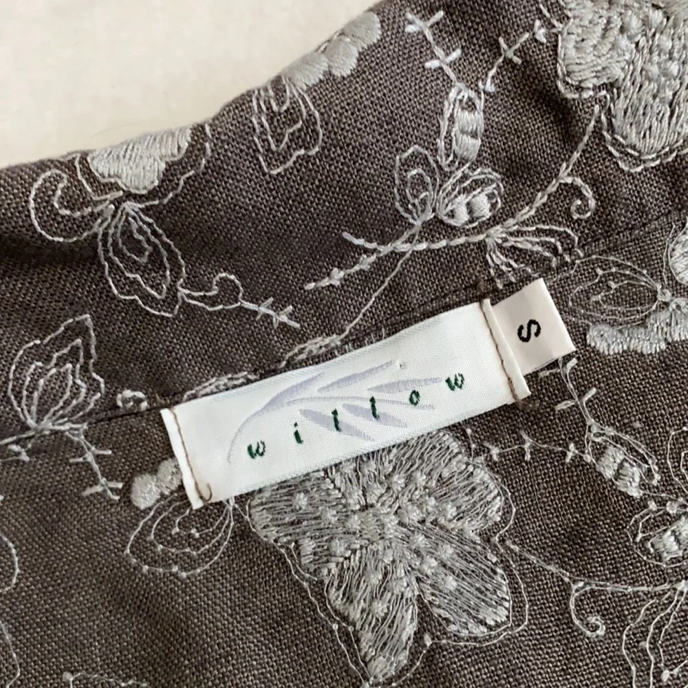 Willow | Linen Textured Embroidered Floral 3/4 Bell Sleeve Button Boho Top (S) - Picture 10 of 16